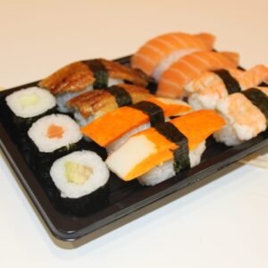 2. SUSHI VARIADO L